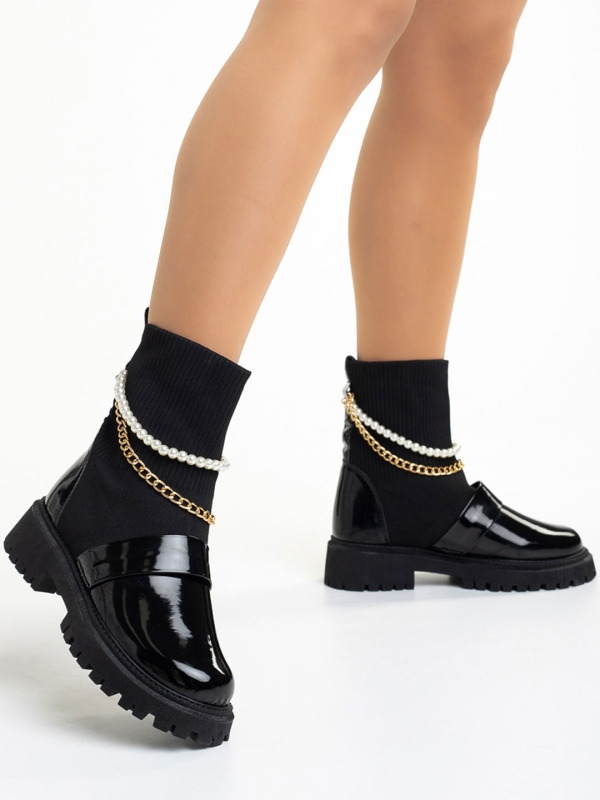 Γυναικείες μπότες μαύρες από οικολογικό λακαρισμένο δέρμα  και ύφασμα Caralyn - Kalapod.gr
