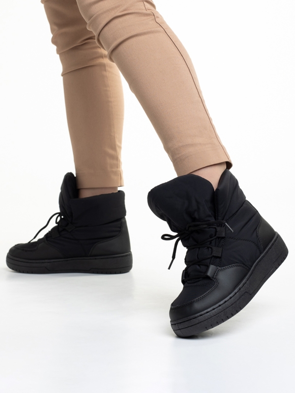 Γυναικείες μπότες μαύρες από ύφασμα  Cloelia - Kalapod.gr