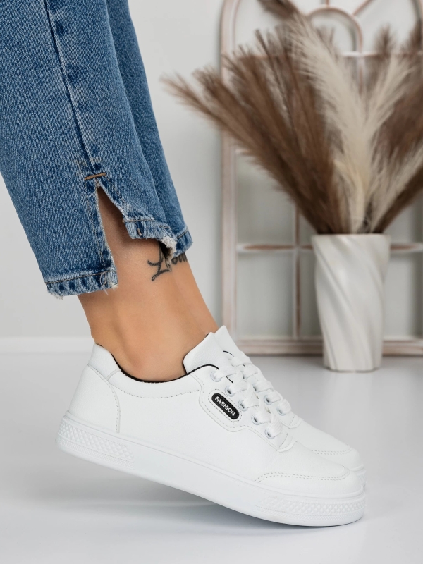 Γυναικεία Αθλητικά Παπούτσια Madeva Λευκό-Μαύρο, 2 - Kalapod.gr